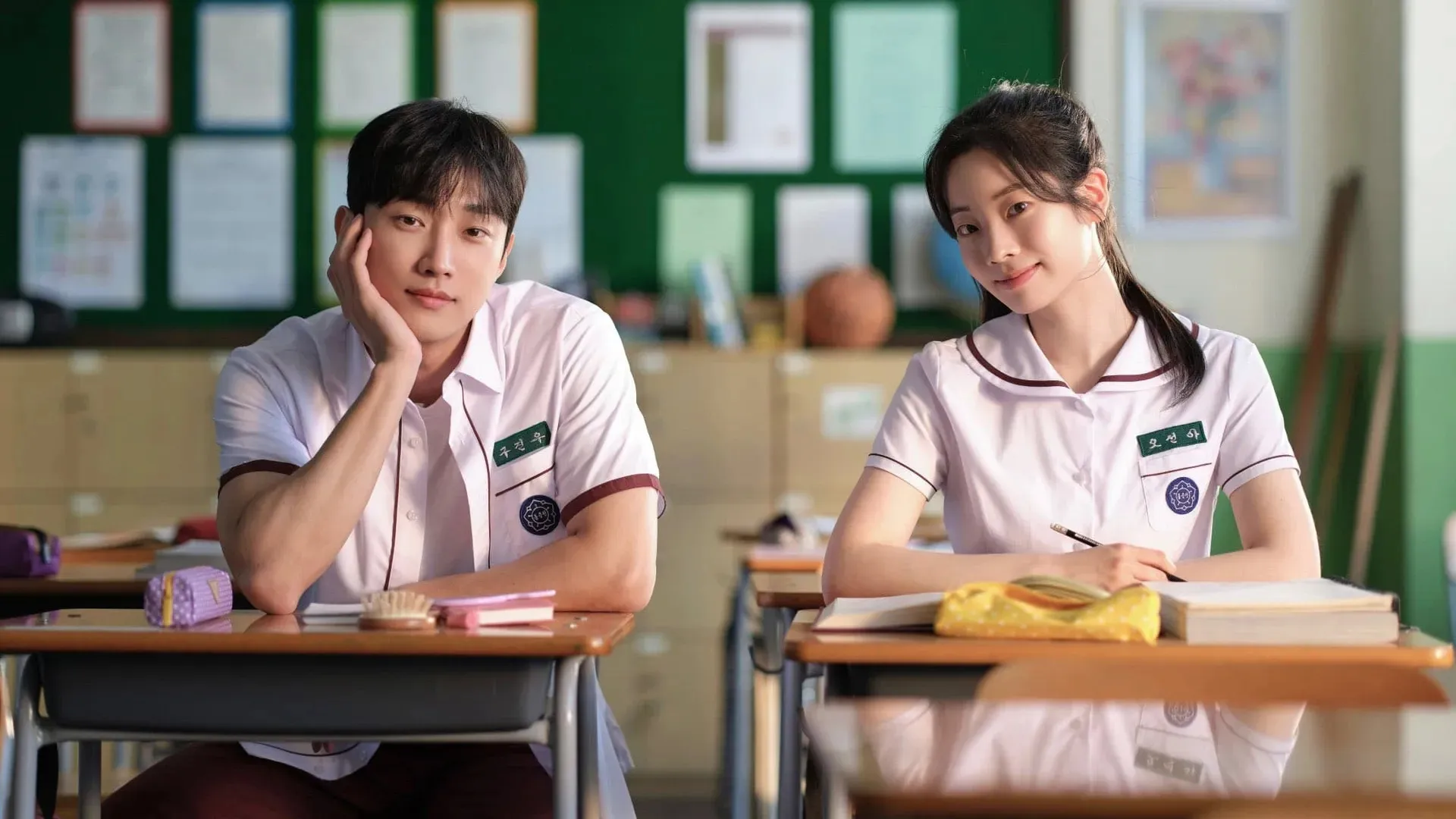 Phim Cô Gái Năm Ấy Chúng Ta Cùng Theo Đuổi (Bản Hàn) - You Are the Apple of My Eye (Korean Ver.) (2025)